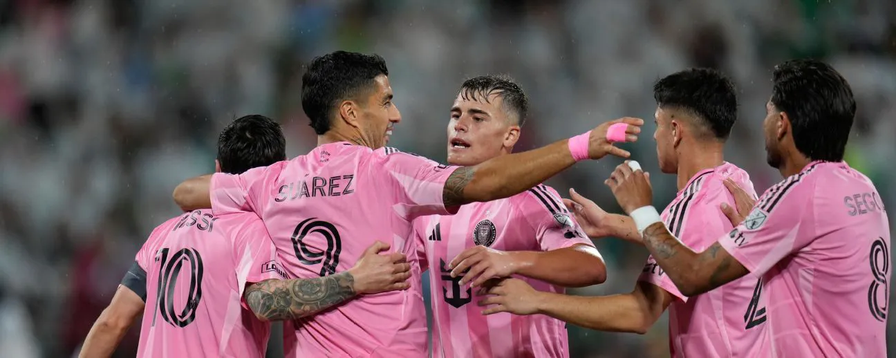 r1608606_2_1296x518_5-2