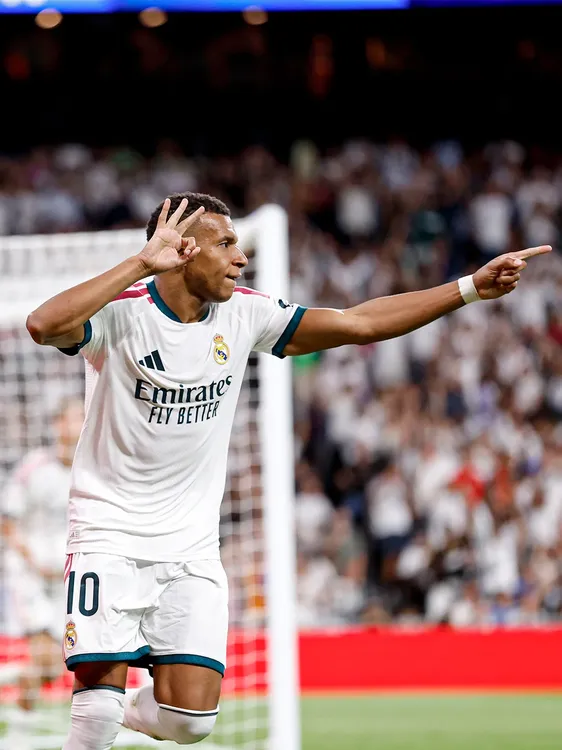 Mbappe hat trick